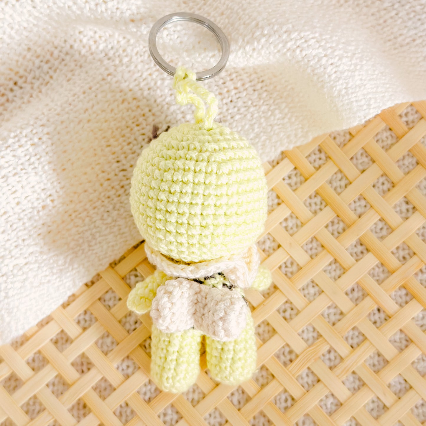 Hand-Made Crochet Bee Keychain / UKCA-CE Certified